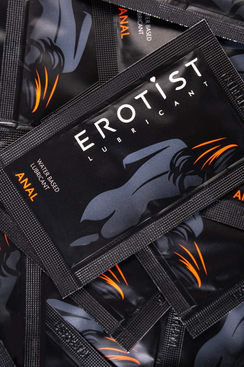 картинка Лубрикант Erotist на водной основе ANAL, анальный, саше, 4 мл от магазина ErosMania