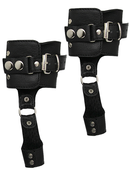 картинка Наручники декорированные шипами от магазина ErosMania