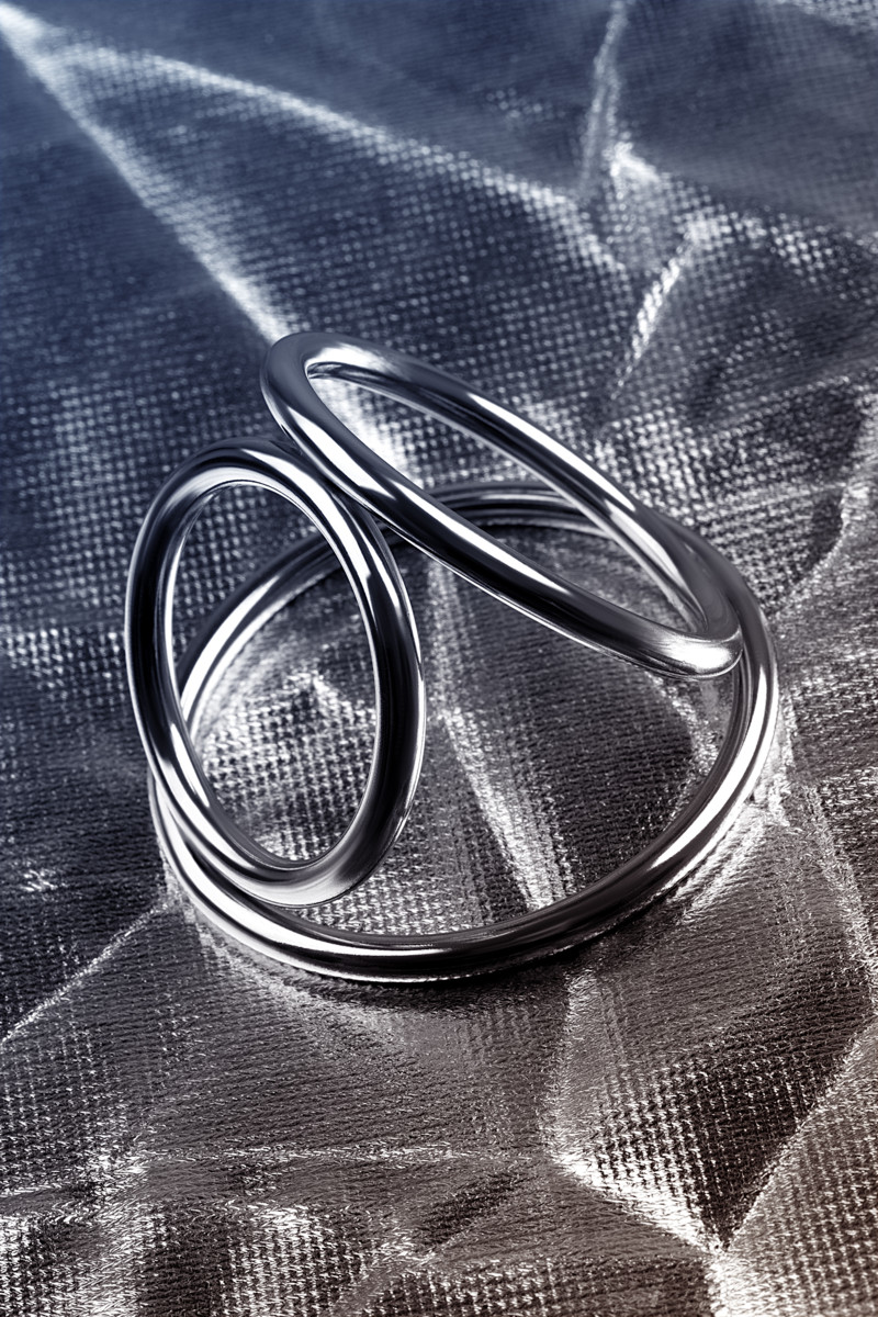 картинка Бондаж для пениса TOYFA Metal, серебряный от магазина ErosMania