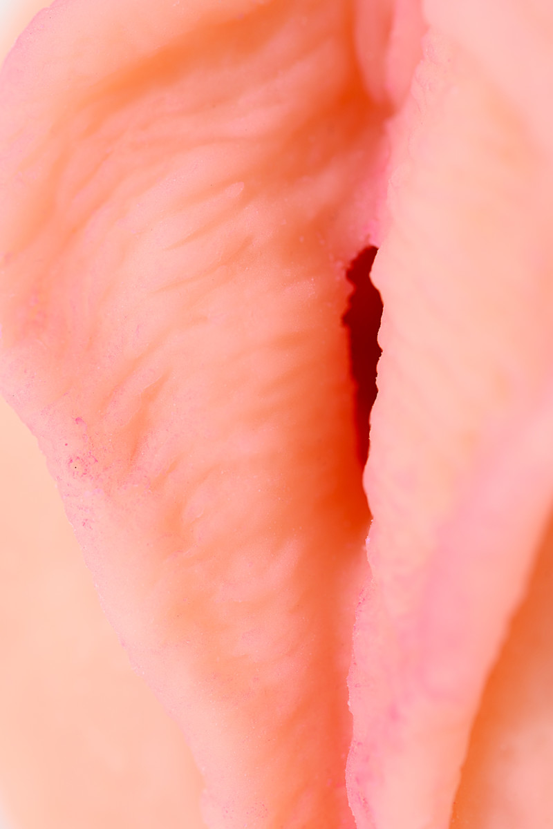 картинка Мастурбатор реалистичный KOKOS ELEGANCE.005 с вибрацией, TPR, телесынй, 16 см от магазина ErosMania