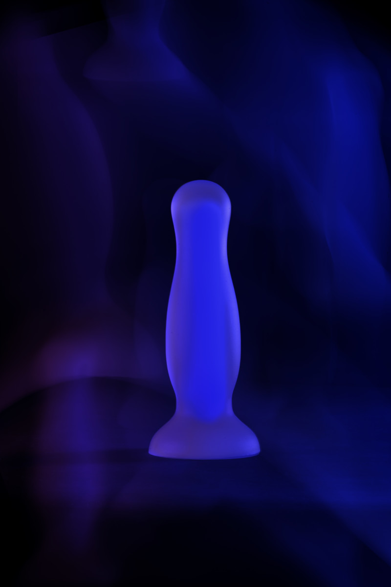 картинка Анальная втулка светящаяся в темноте Beyond by Toyfa Namor Glow, силикон, прозрачный, 12,5 см от магазина ErosMania