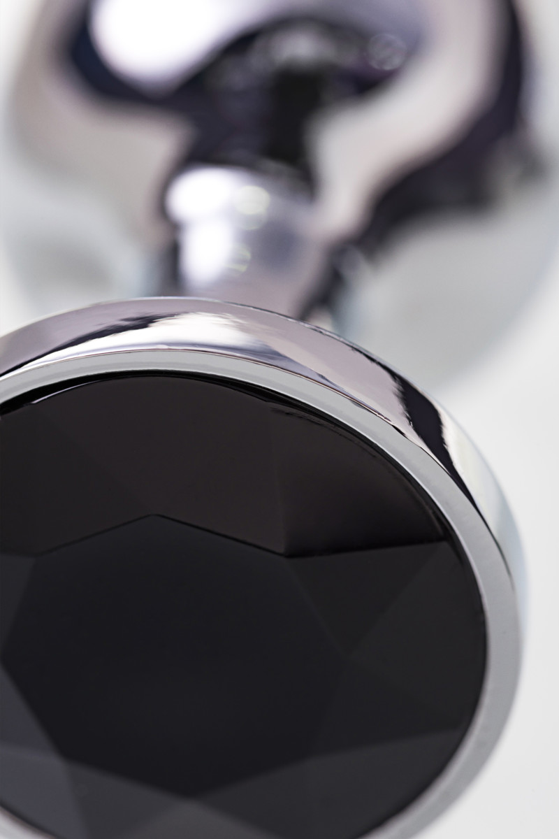 картинка Анальная втулка Metal by TOYFA, металл, серебряная, с черным кристаллом, 7,5 см, Ø 3 см, 145 г от магазина ErosMania