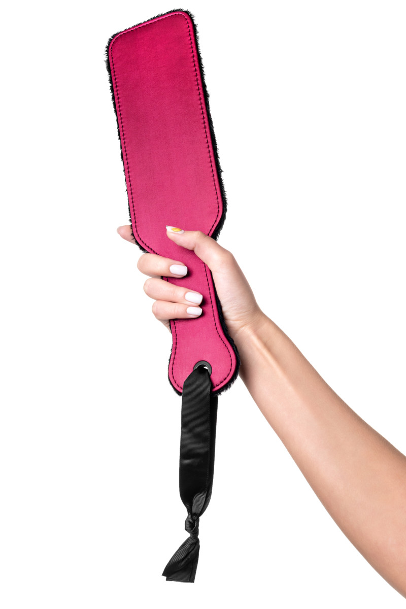 картинка Шлепалка Anonymo #0009, полиэстер, красная, 37 см от магазина ErosMania