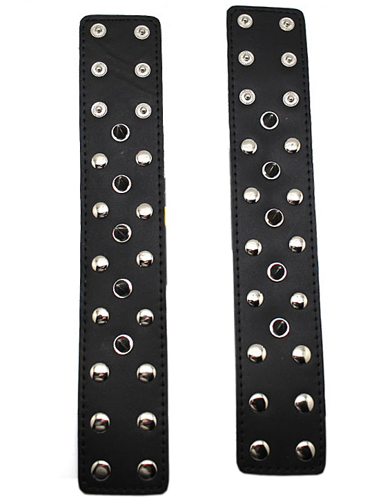 картинка Напульсники с шипами, чёрные от магазина ErosMania