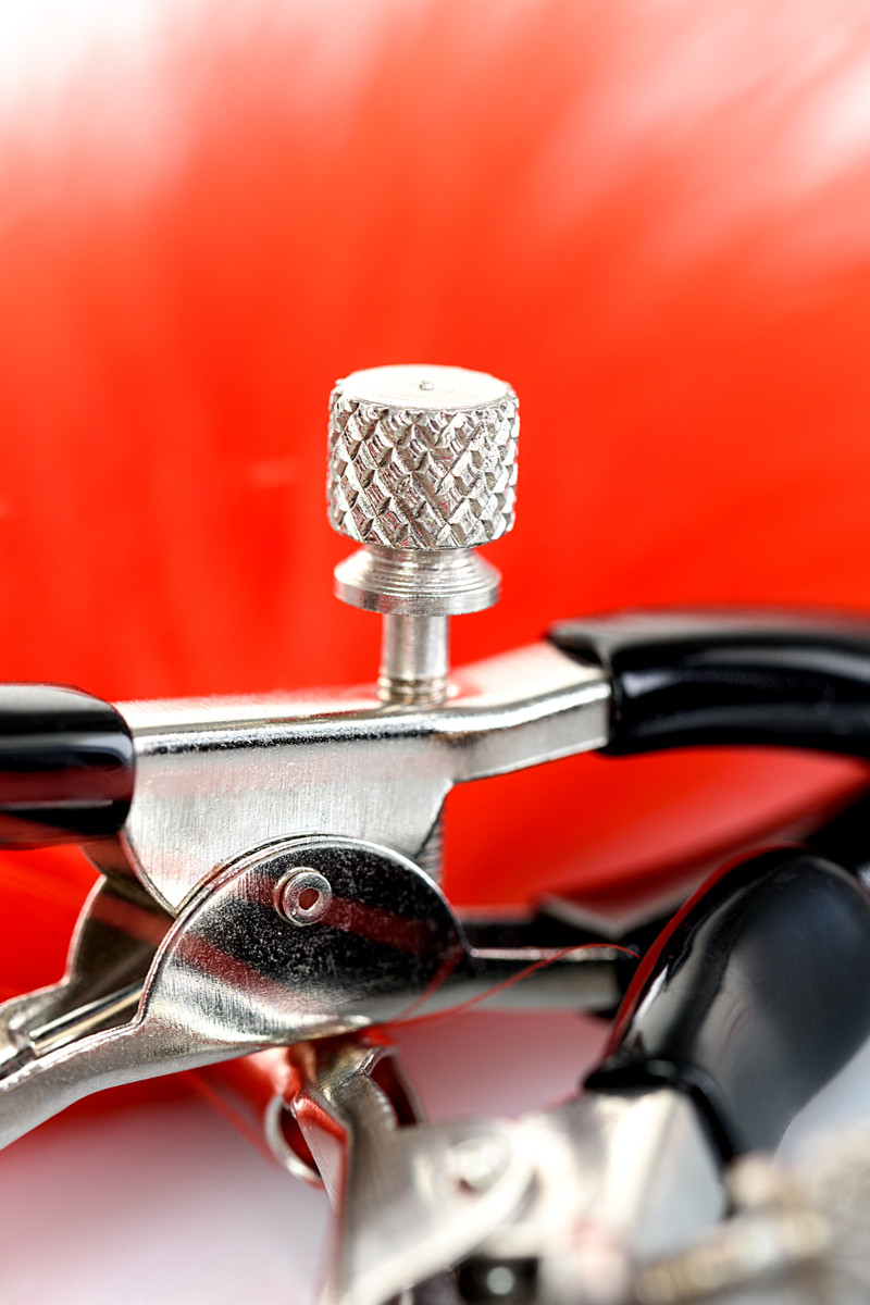 картинка Зажимы для сосков TOYFA Theatre, металл, красный от магазина ErosMania